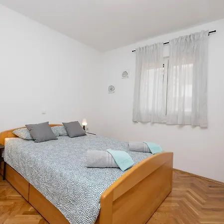 Apartament Awesome In With Wifi