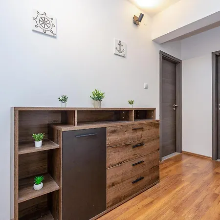 Apartment Awesome In With Wifi